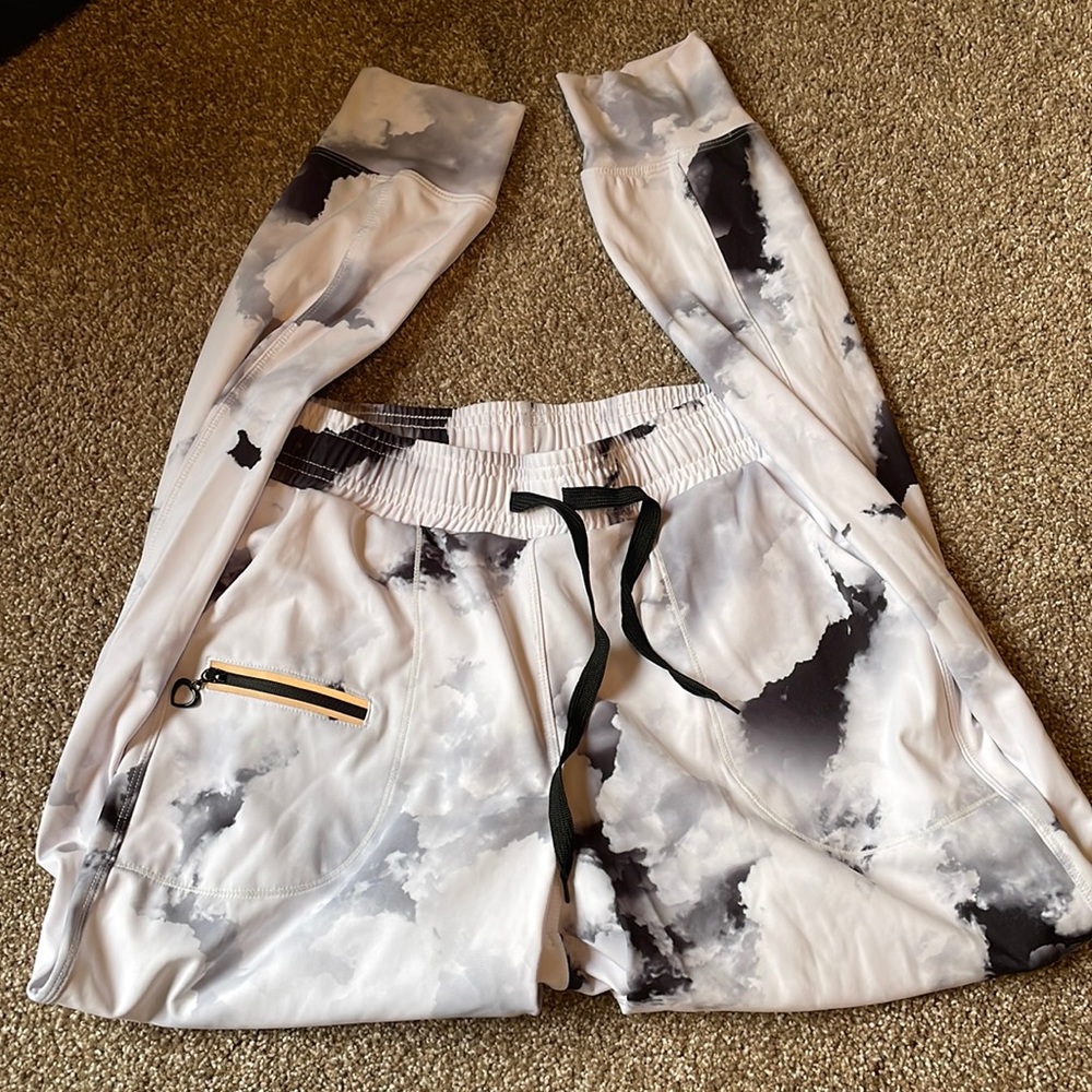 Black/white/gray tie dye joggers